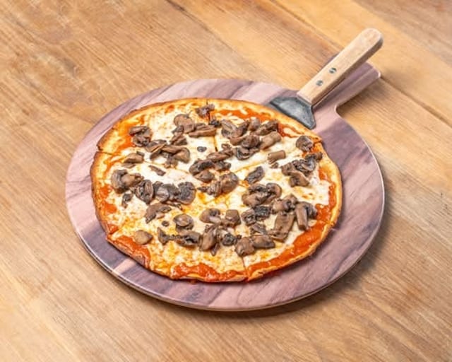 Mushroom Pizza.